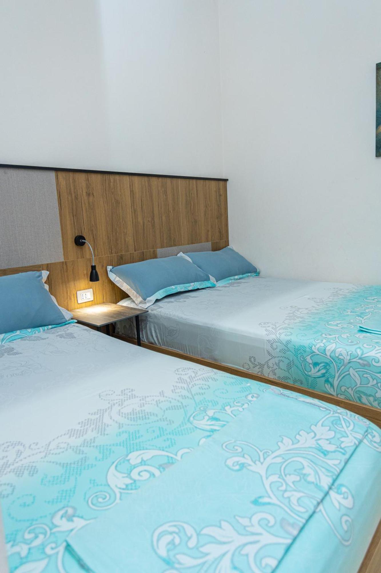 Hotel Olti Vlorë Екстериор снимка