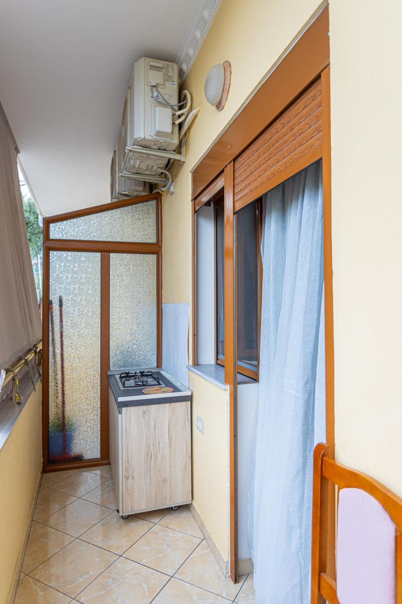 Hotel Olti Vlorë Екстериор снимка